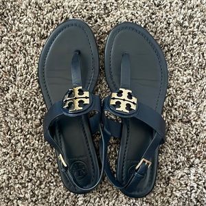 Tory Burch Bryce Flat Thong in Navy Size 7M
